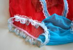 Preview: Reizvolles Pin Up Style Nylonhöschen Rot XL