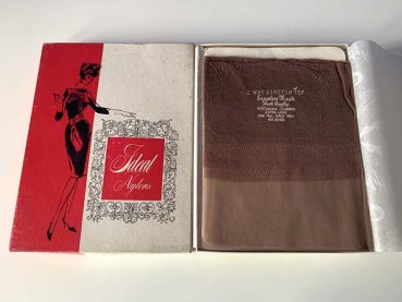 Ideal Vintage Nahtlose Nylonstrümpfe Nylons 94 cm US 10,5 XXL
