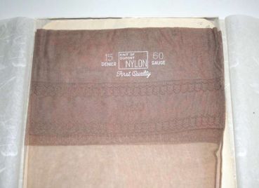 Veitel 1650 Alte FF US Nahtnylons Gr. 10