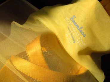 Araline US Nylon Strümpfe Gelb Größe 10