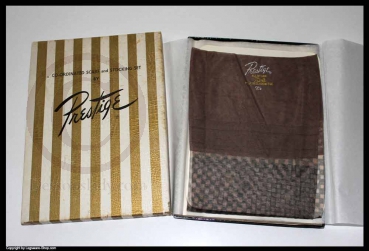 Prestige Harlequin Design Vintage Nylonstrümpfe US 9,5 M mit BOX