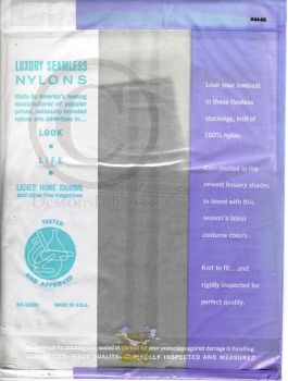 Glänzende echte US Nylon Strümpfe Gr. 9,5 Silber