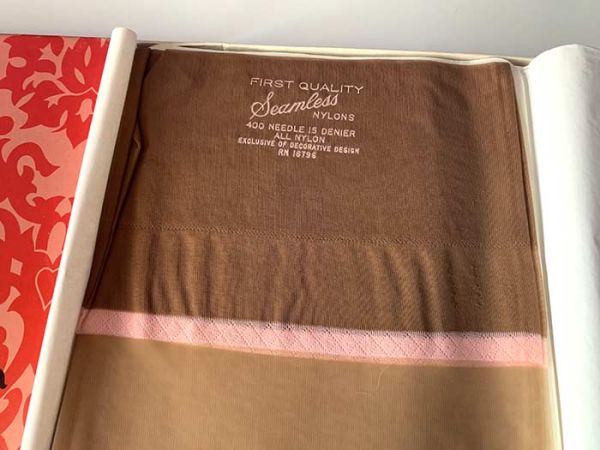Vintage RHT US Nylonstrümpfe mit pink Streifen Nylons 10 M