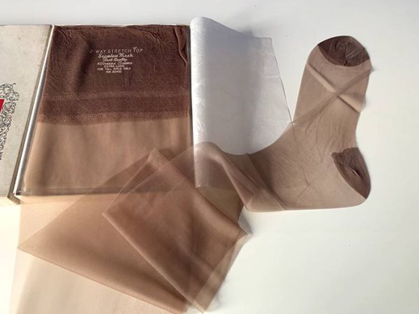 Ideal Vintage Nahtlose Nylonstrümpfe Nylons 94 cm US 10,5 XXL