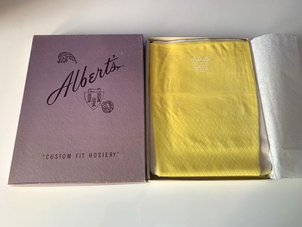 Alberts Duchess Yellow Textured US Stockings Sz 9,5 S