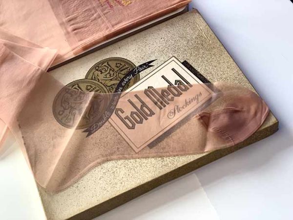Gold Medal edele Vintage US Nylonstrümpfe Nylons 10 M
