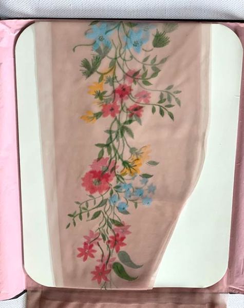 Schiaparelli Bouquet Flower Artwork Vintage Nylonstrümpfe US 9,5