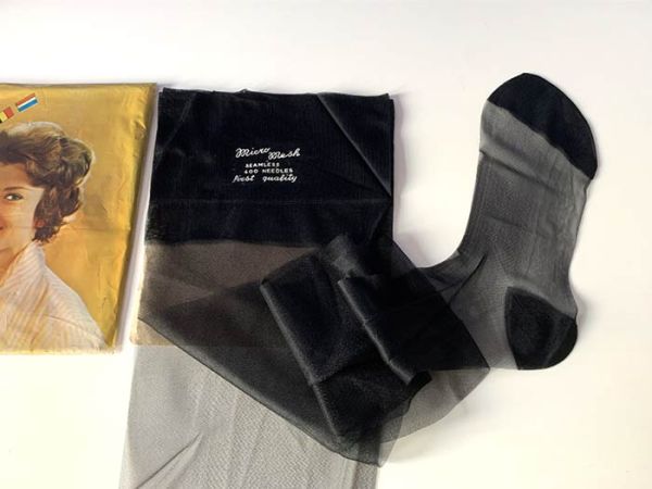 MEC Vintage Nylonstrümpfe RHT Nylons Schwarz US 10,5 Extra Lang