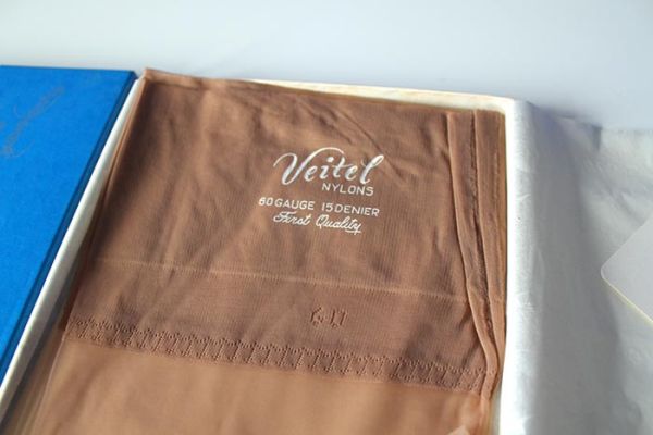 Veitel Luxus FF US Nahtnylonstrümpfe Braun
