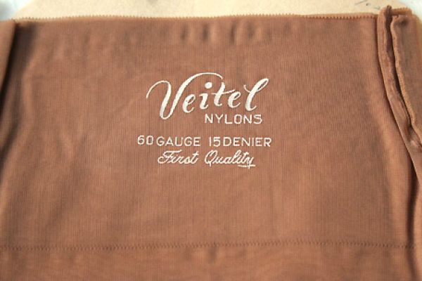 Veitel 156 Luxus FF US Nahtnylonstrümpfe Braun