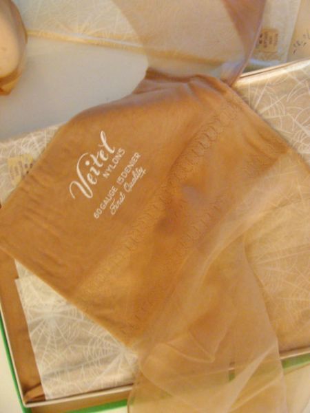 Veitel Vintage FF Seamed Nylon Stockings Nylons US 10 M Legsware Shop