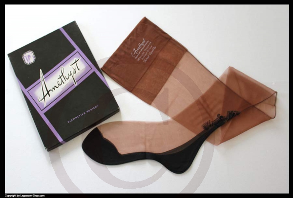 Amethyst Deco Velvet Heel Design Nahtnylonstrümpfe mit BOX