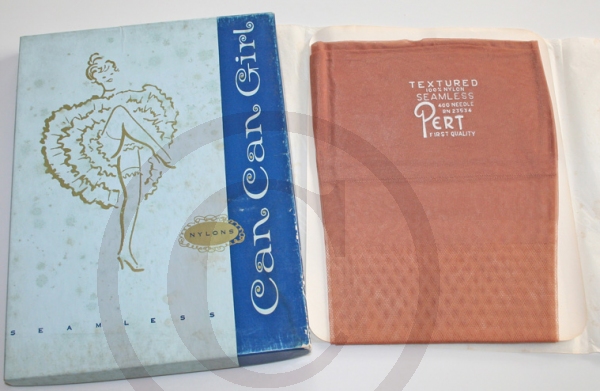 Pert Old Textured US Nylon Stockings Sz 9