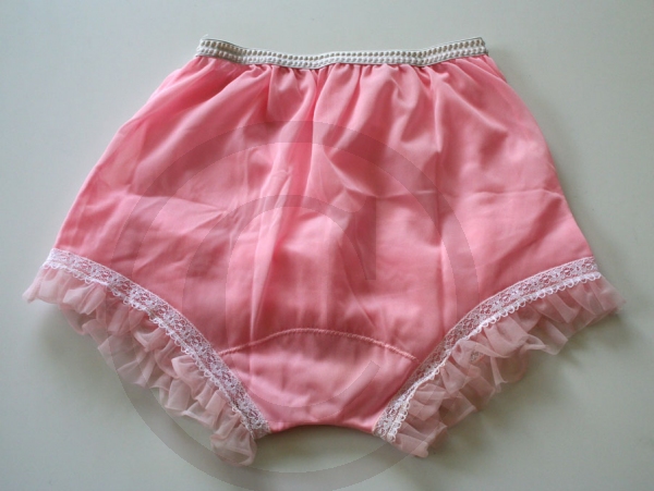 Süsses altes Sissy Pink Nylon Höschen XS