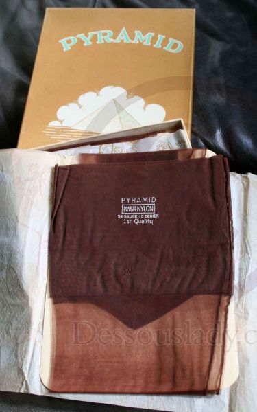 Pyramid Vintage US Nahtnylonstrümpfe Nahtnylons 9