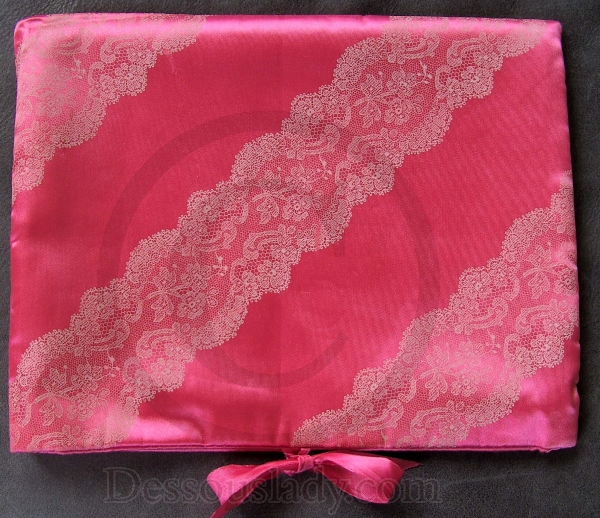 SCHIAPARELLI Strumpftasche Pink