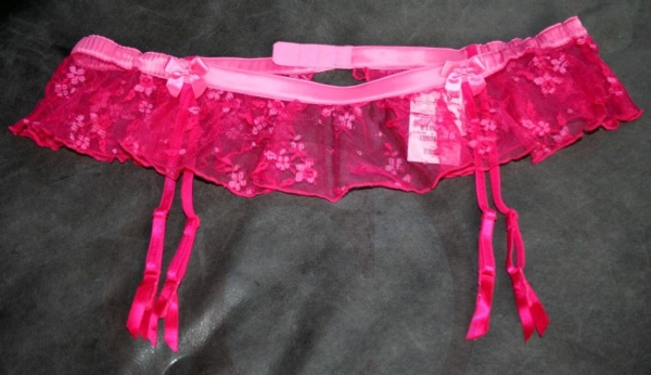 Pink Suspender Belt with 4 Garters Large