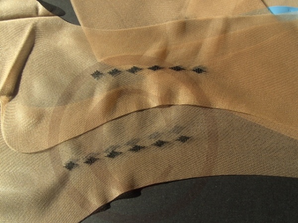 Zebra Parisian echte alte Nylons mit Design